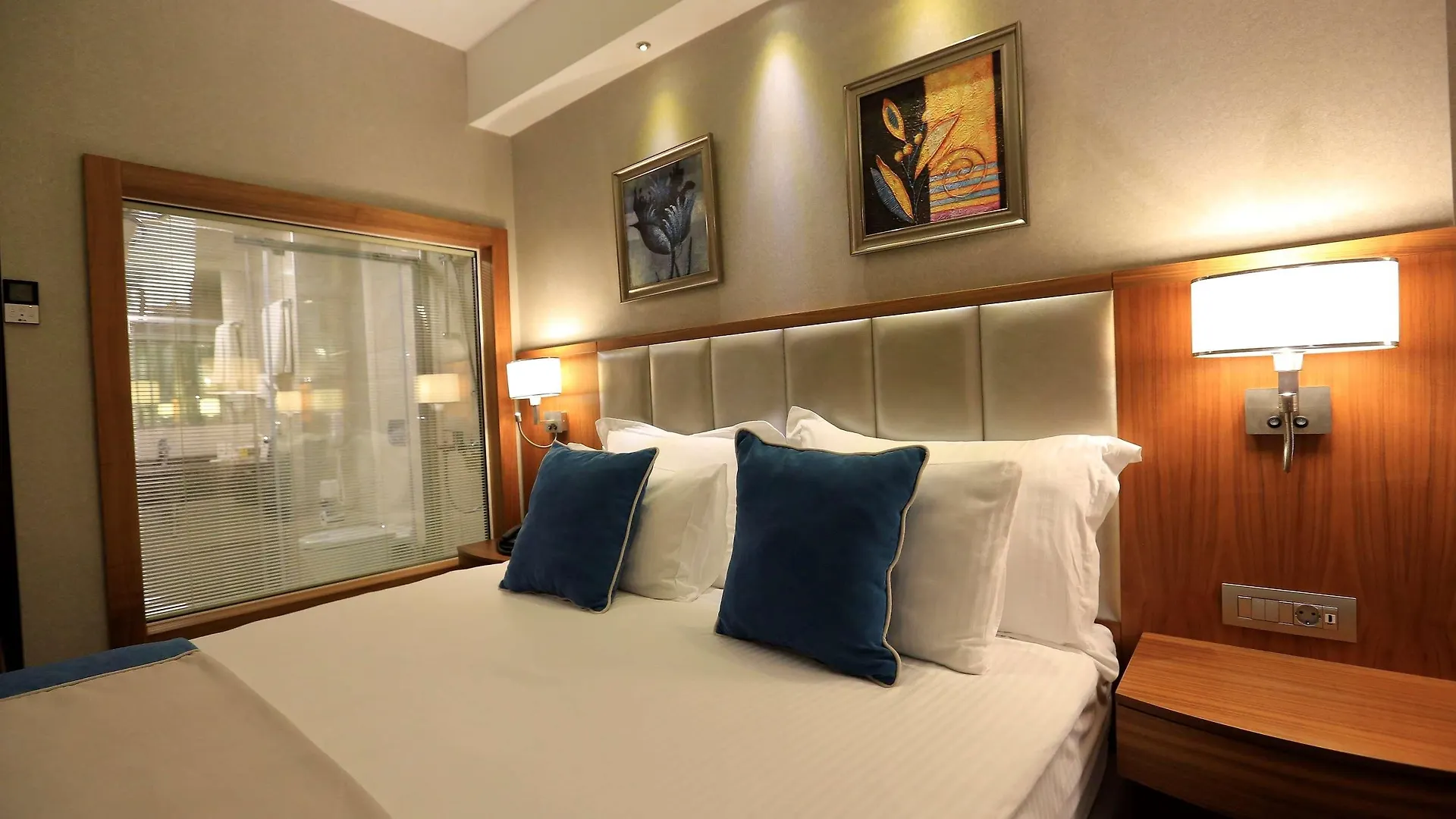 *****  Best Western Premier Karsiyaka Convention & Spa Hotel Esmirna Turquía