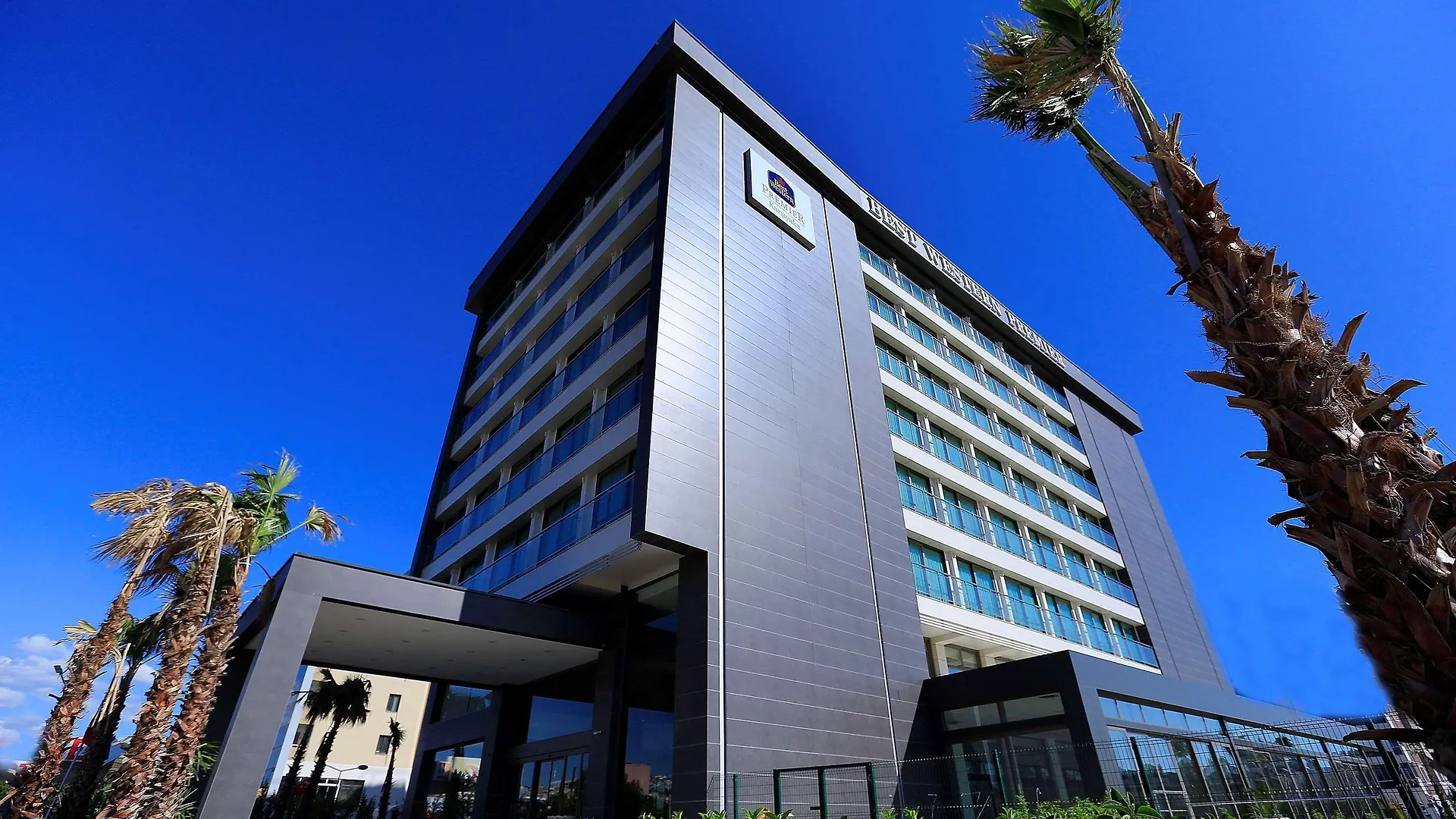 Best Western Premier Karsiyaka Convention & Spa Hotel Esmirna