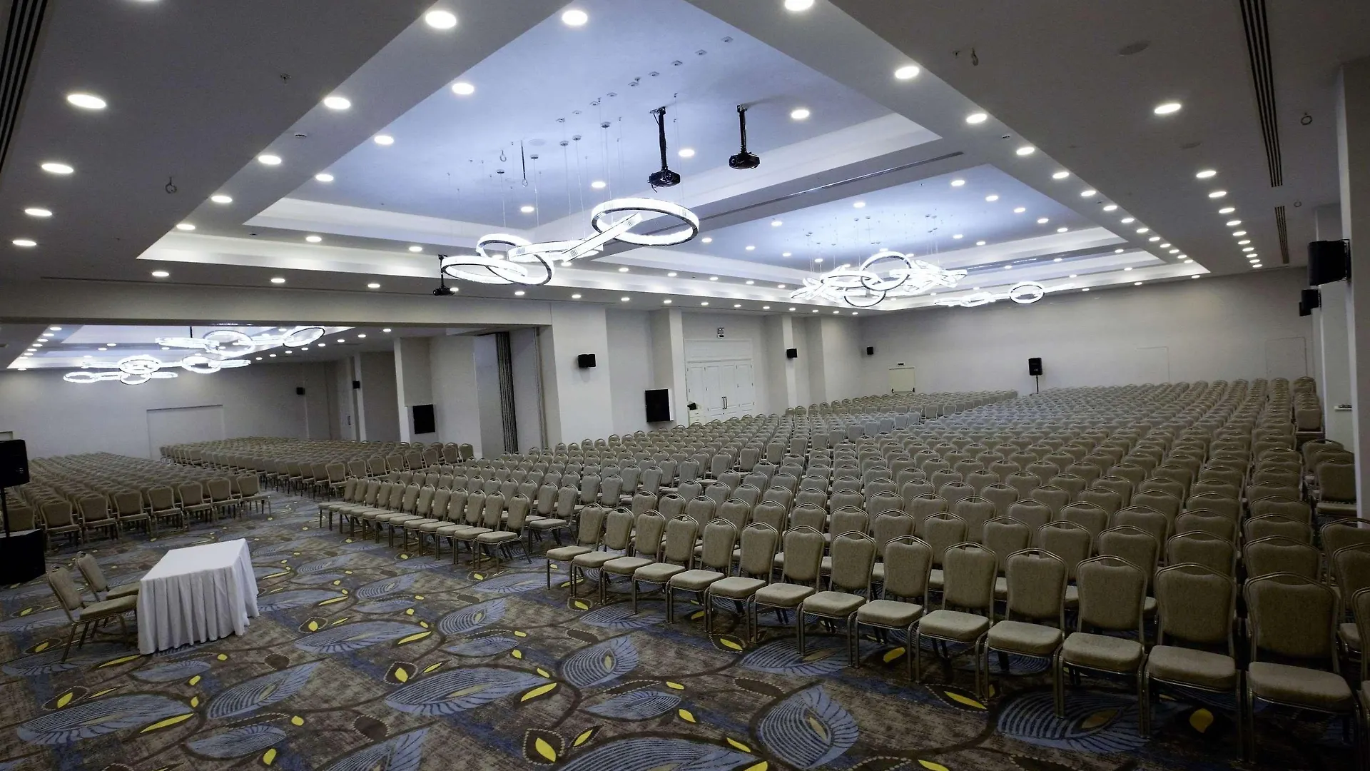 Best Western Premier Karsiyaka Convention & Spa Hotel Esmirna